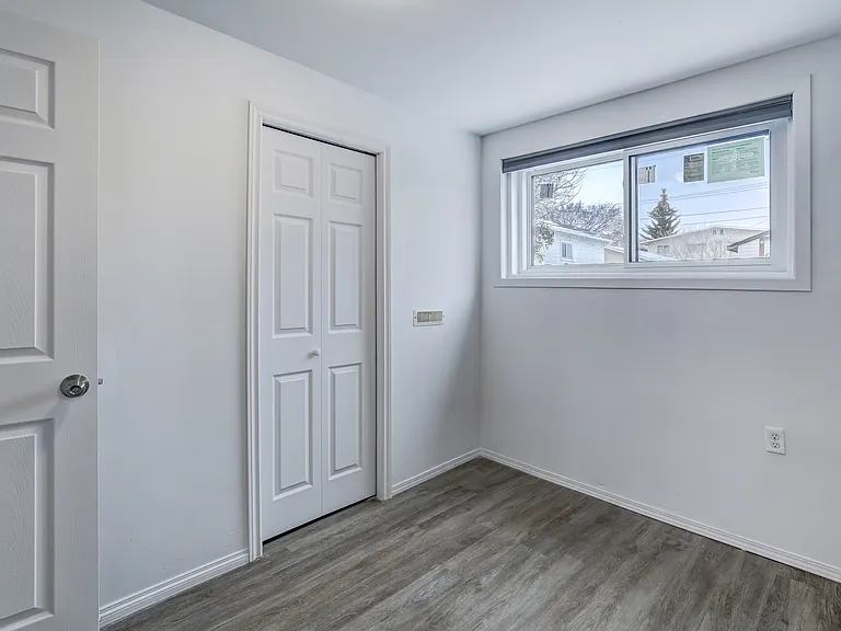414 60th Ave NE #B — Photo 15