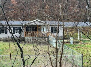 752 Cockrell Trace Rd, Hazard, KY 41743