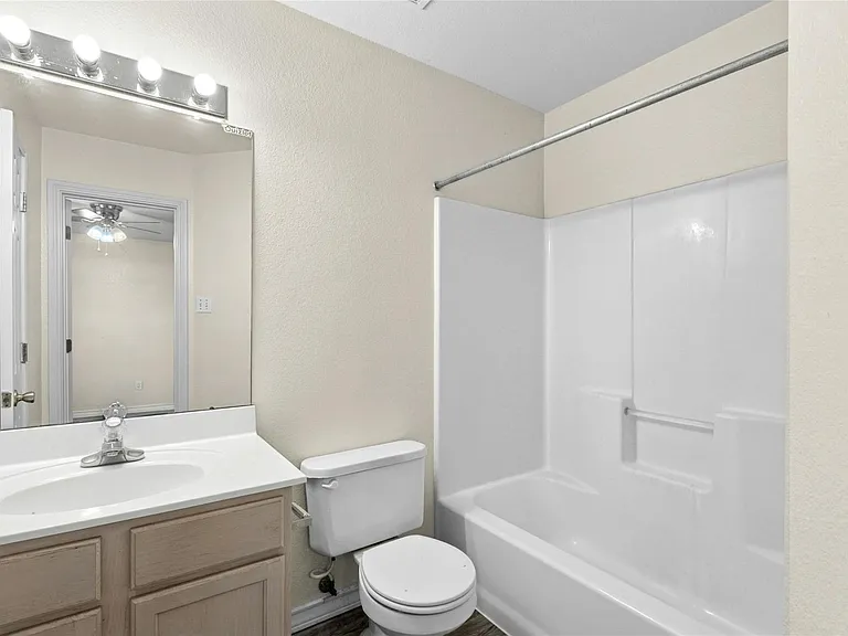 808 Sagewood Trl — Photo 10
