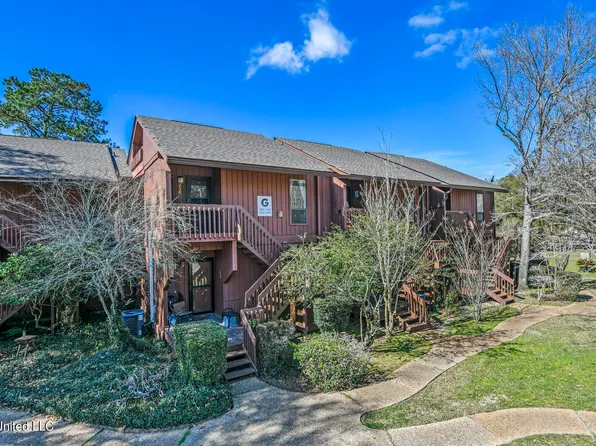 238 Lakeside Villa #G, Diamondhead, MS 39525