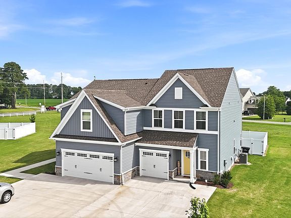4th image of 112 Spinnaker Street