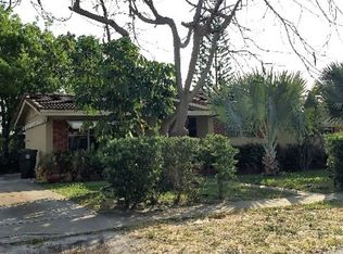 201 NE 8th St, Boca Raton, FL 33432