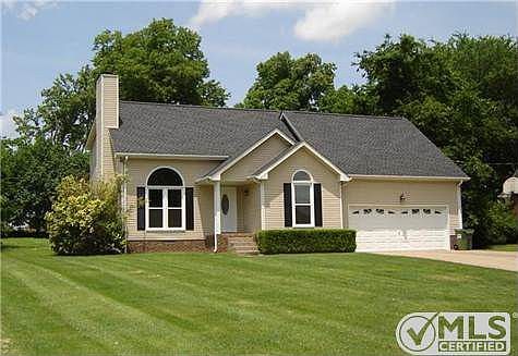 2nd image of 3446 Melrose Dr