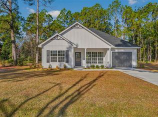 1190 SE Kimberly Ln SE, Darien, GA 31305