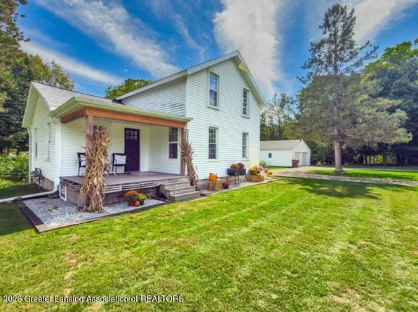 5085 Durfee Rd, Eaton Rapids, MI 48827