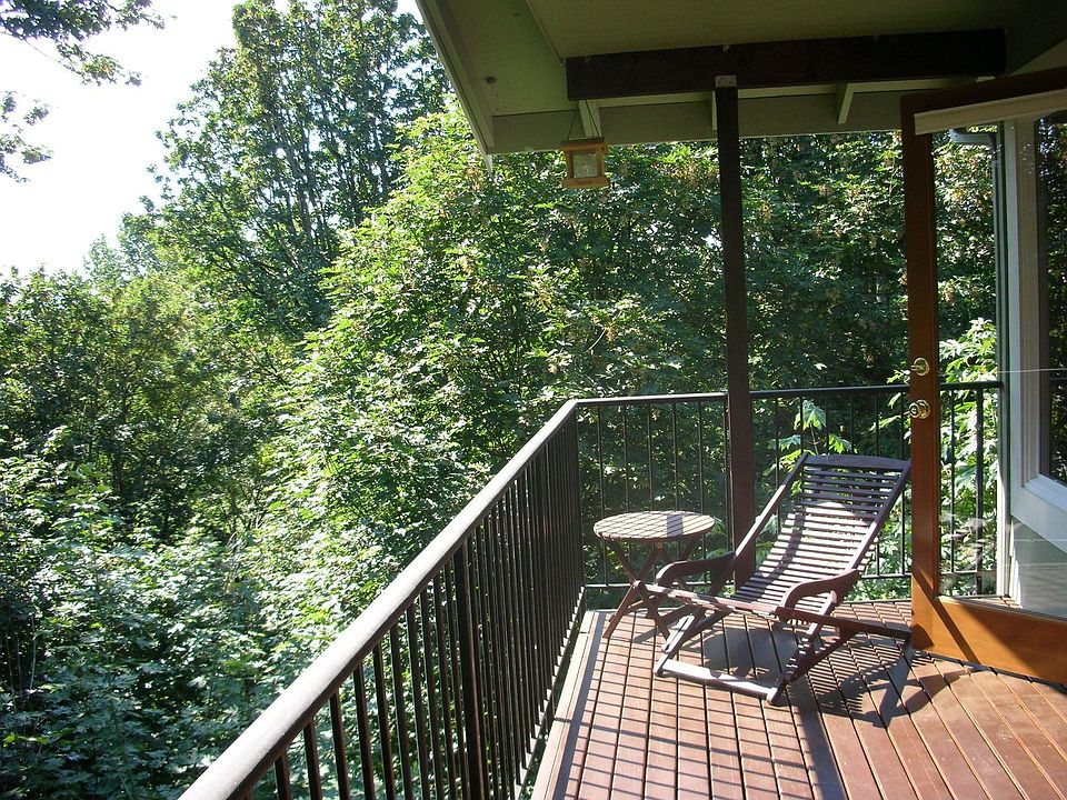 upper deck -1 of 7!