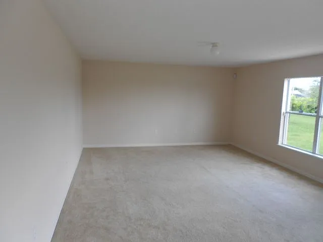 2363 Andrews Valley Dr — Photo 2