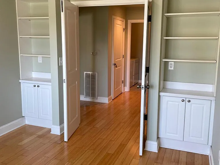 400 E Bay St #202 — Photo 19
