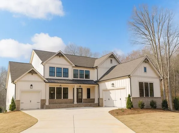 9150 Greenway Ct, Gainesville, GA 30506