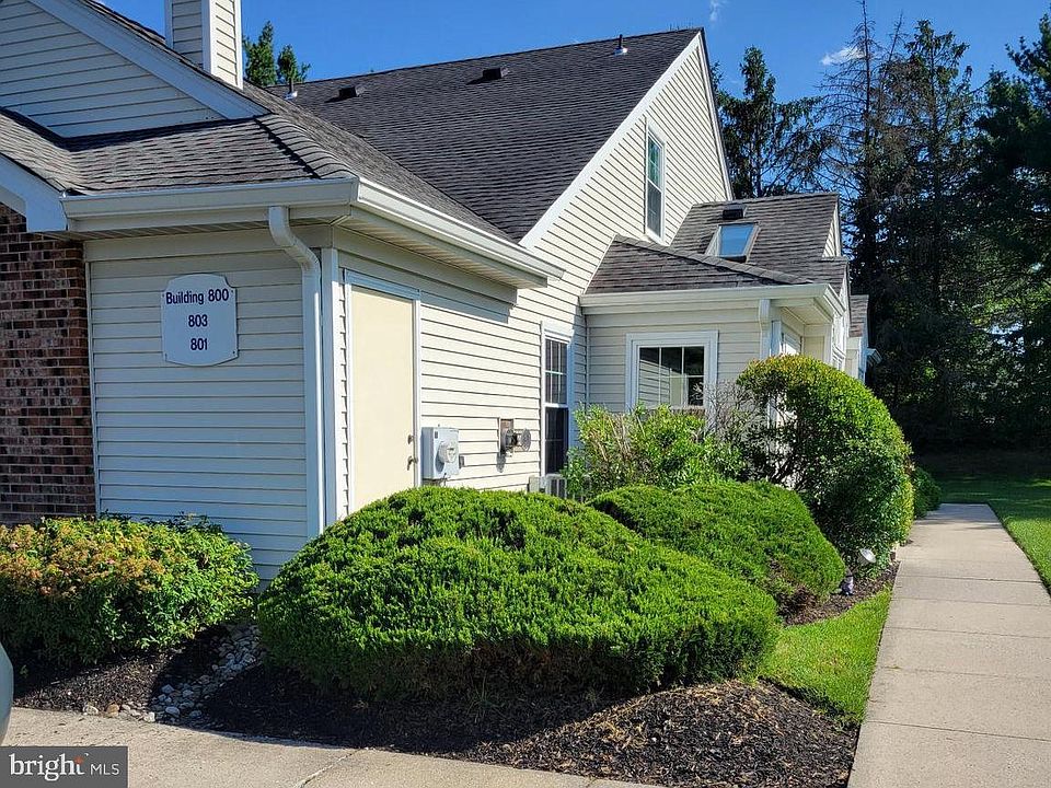 1st image of 801 Ginger Ct