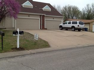 2000 N Pepper Corn Rd, Derby, KS 67037