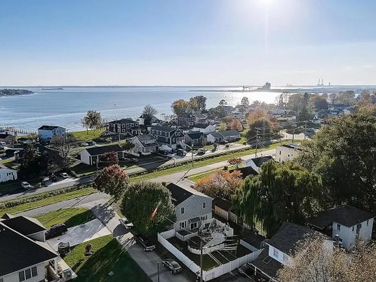 7714 Bay Front Rd — Photo 20