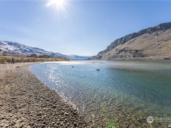 85 N Shore Drive, Orondo, WA 98843