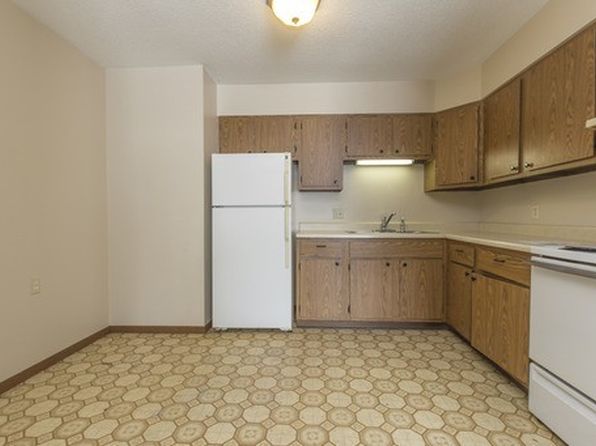 203 Gabrielson Dr APT 2