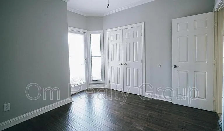 4144 Greystone Way #104 — Photo 9