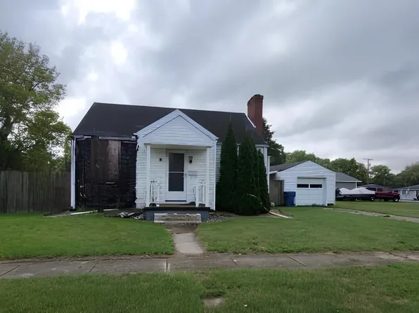 209 W 8th St, Jonesboro, IN 46938
