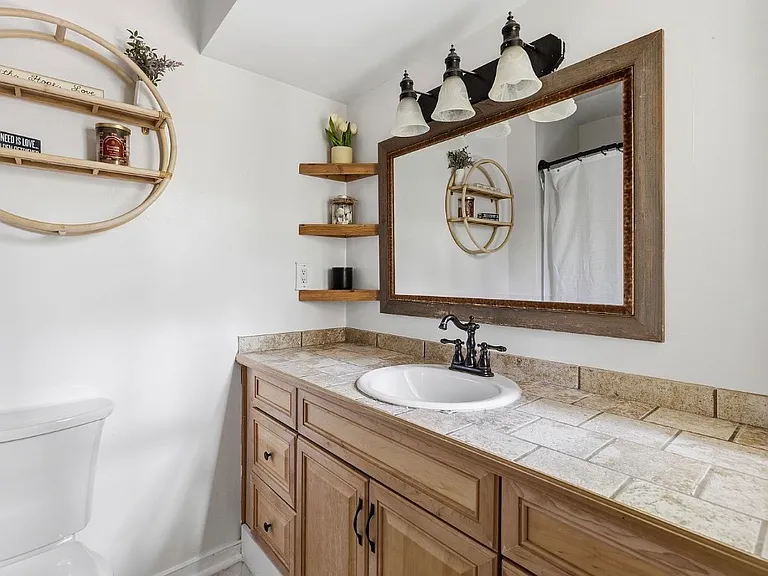 5613 Woods Walk Rd — Photo 14