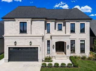 326 Manhattan Dr, London South, ON N6K4M7