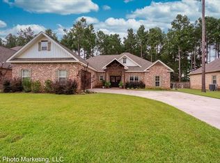 104 Hawks Nest Dr, Kathleen, GA 31047