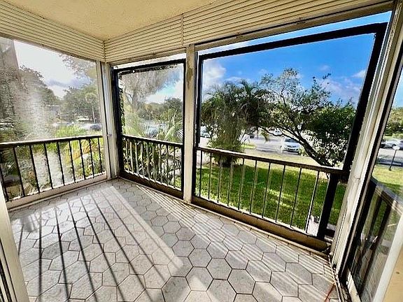 4th image of 7300 NW 17th Street #217