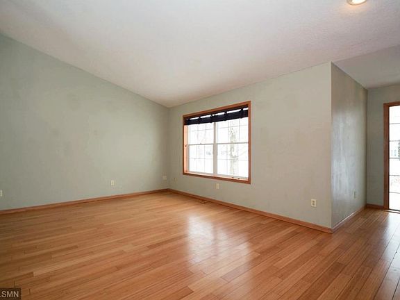 2nd image of 3896 Benjamin Dr