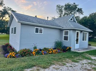 505 4th St SW, State center, IA 50247