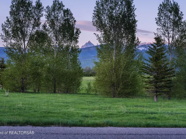 3377 Coneflower Cir, Victor, ID 83455