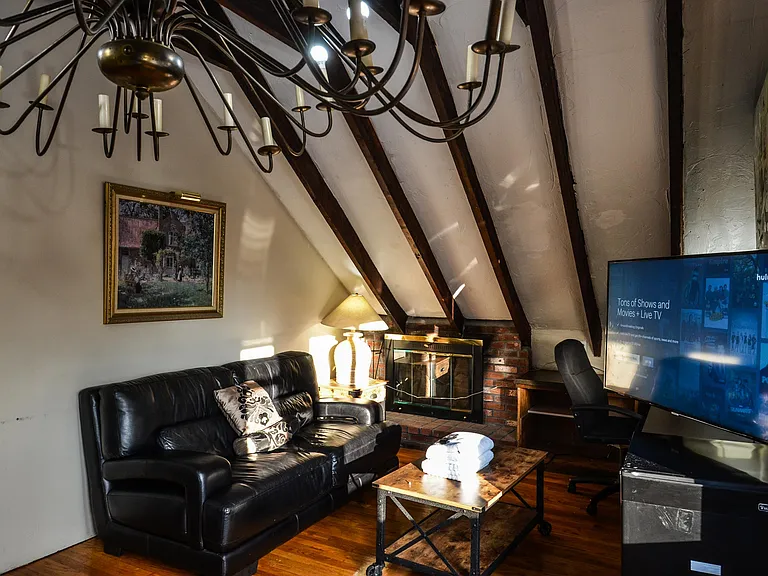 445 Hope St #1 — Photo 2
