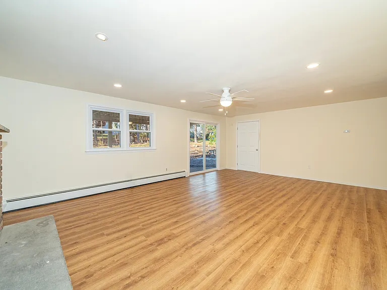 5 Dorchester Ave — Photo 19