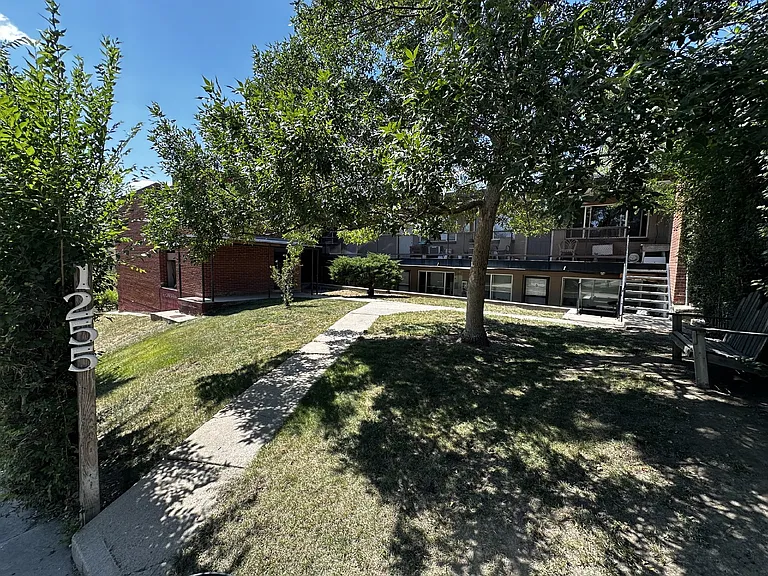 1255 Winona Ct #10 — Photo 17