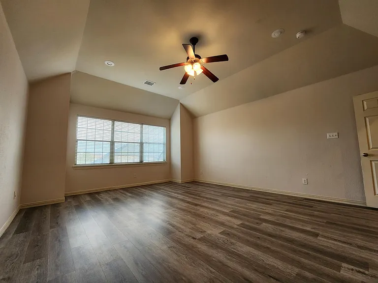 2818 Independence Dr — Photo 21