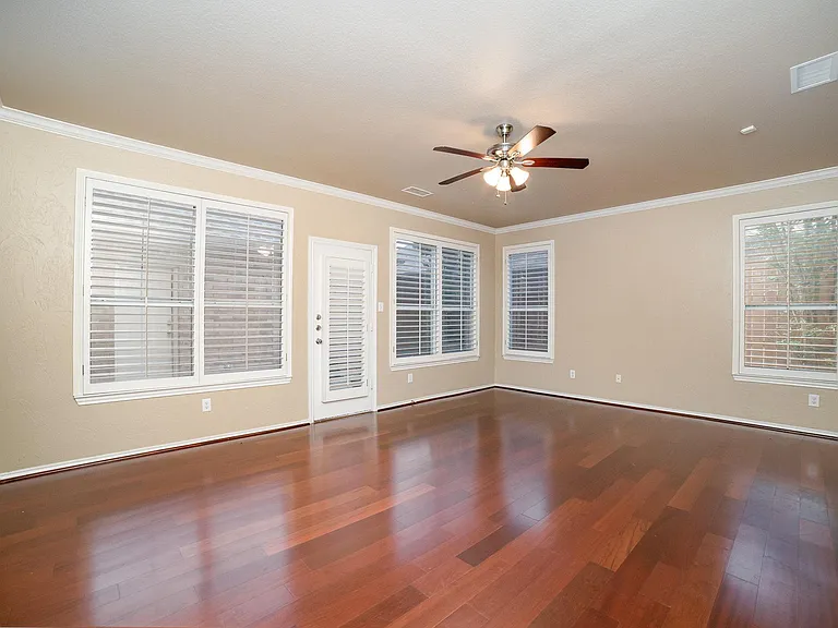 1800 Montura Ln — Photo 13