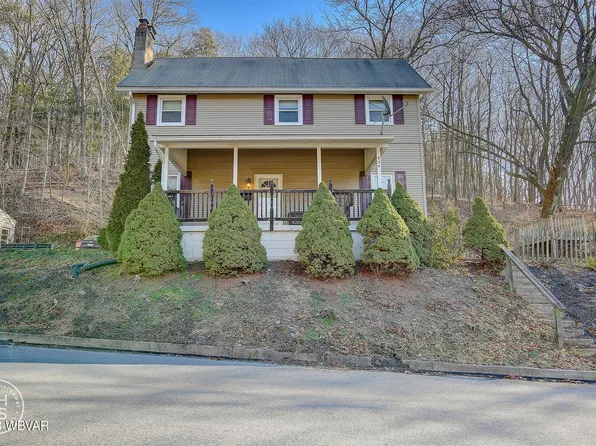954 Cemetery St, Williamsport, PA 17701