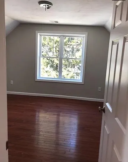 2 bed, 1450 sqft, $2,100 — Photo 2