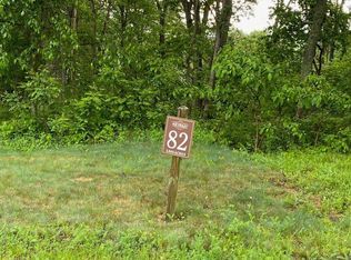 White Rock Trail, Caldwell, WV 24925