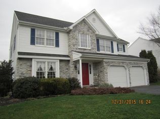74 Brookview Dr, Lititz, PA 17543