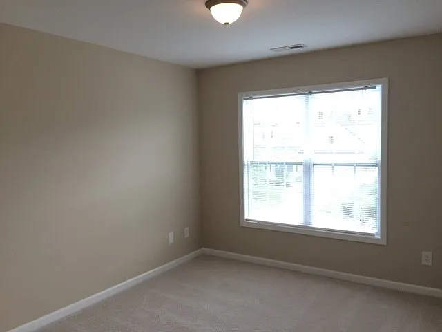 149 Pasadena Rd — Photo 12