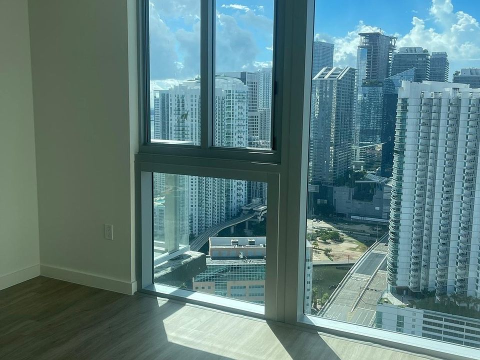 2nd image of 30 SW 1st St #4008