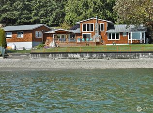 4325 Honeymoon Bay Rd, Greenbank, WA 98253
