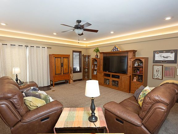 5th image of 4310 Sweetwood Dr.