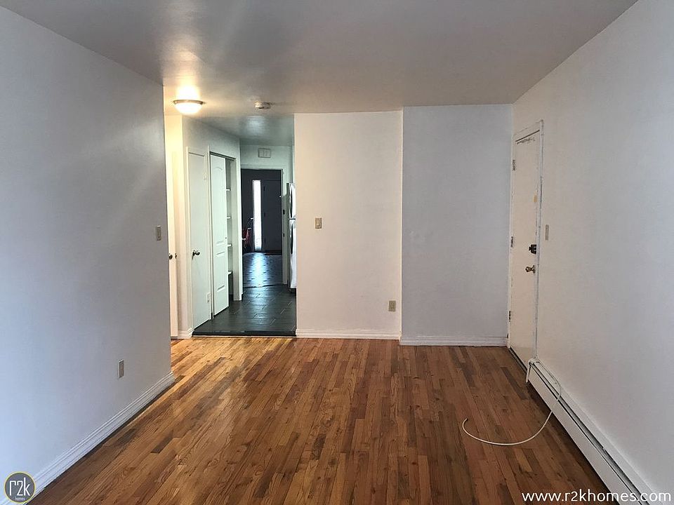 1st image of 7006 Woodside Ave APT 1B