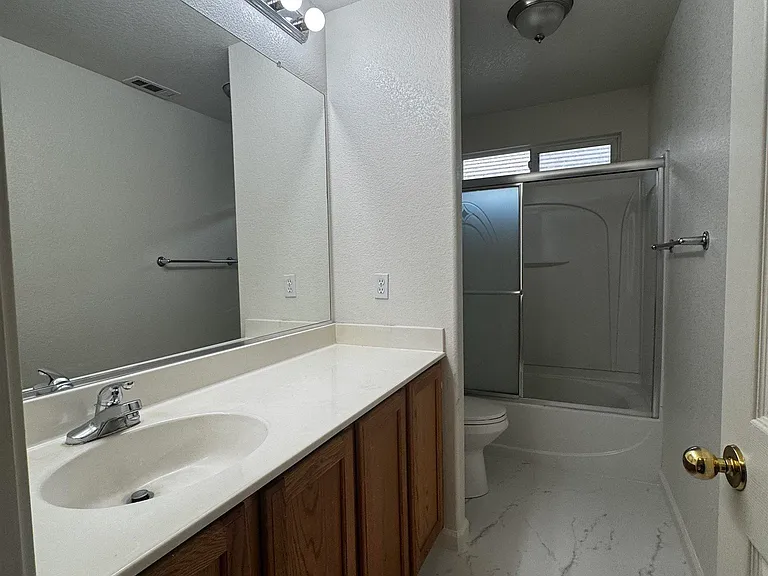 8224 Shay Cir — Photo 29