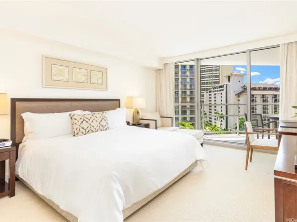 223 Saratoga Rd #1018, Honolulu, HI 96815