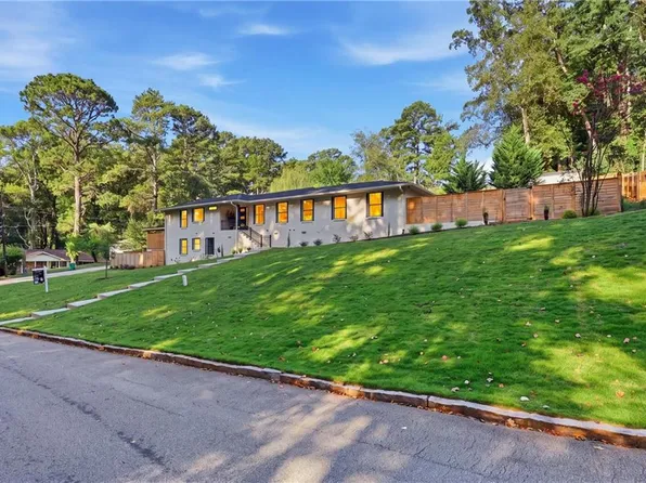 1447 Skyhaven Rd, Atlanta, GA 30316