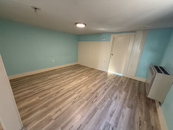 2nd image of 18 L St #B