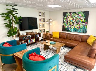 900 Edgewater Trl, Sandy Springs, GA 30328