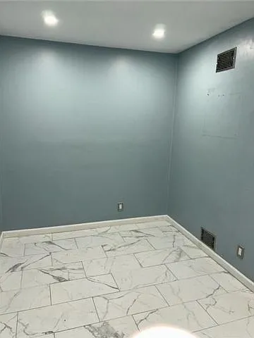 2292 Ralph Ave — Photo 5
