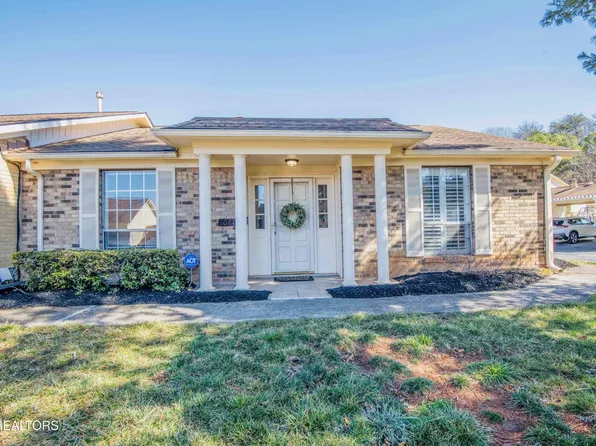 7914 Gleason Dr APT 1080, Knoxville, TN 37919