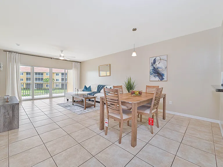 10000 Maddox Ln #121 — Photo 12