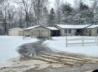 6089 Artesia Beach Rd, Saint Helen, MI 48656